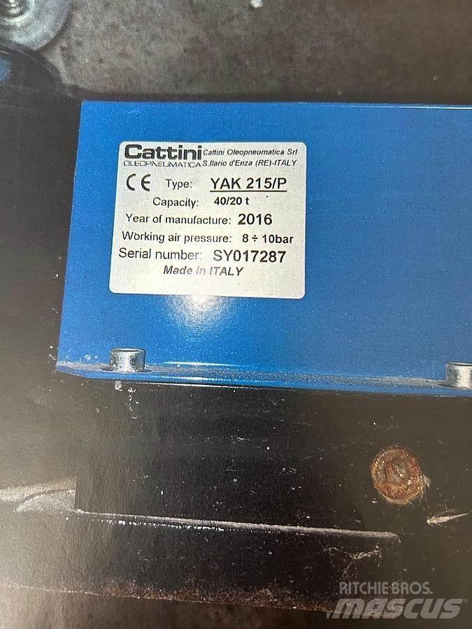  Berner YAK 215/P Stivuitoare - Altele