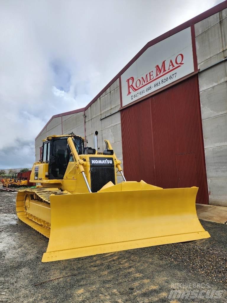 Komatsu D 65 PX-17 Buldozere pe senile