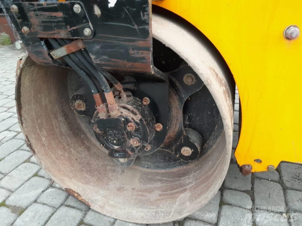 JCB VMT 260-120 Cilindri compactori dubli