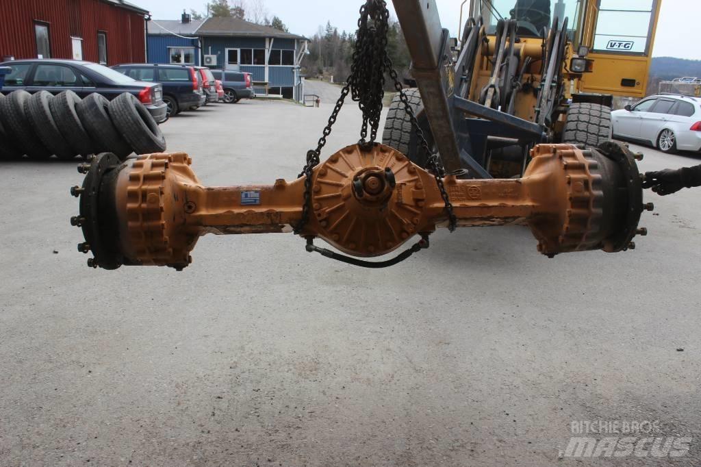 Ljungby L12 Incarcator pe pneuri