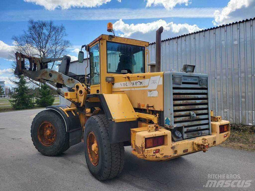 Volvo BM L70C Incarcator pe pneuri