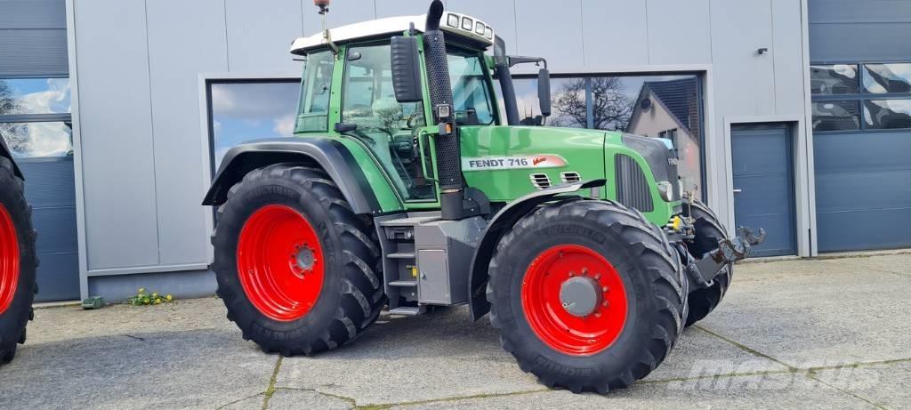 Fendt 716 Vario TMS Tractoare