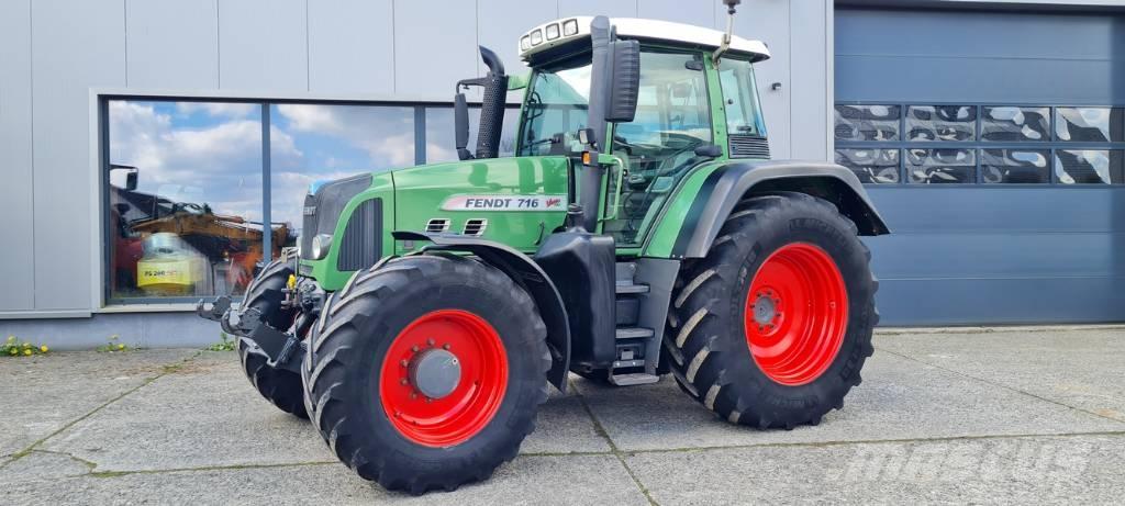 Fendt 716 Vario TMS Tractoare