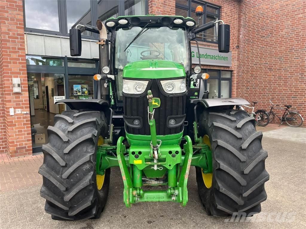 John Deere 6210R Tractoare