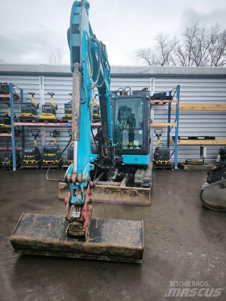 Airman AX55u Mini excavatoare < 7t
