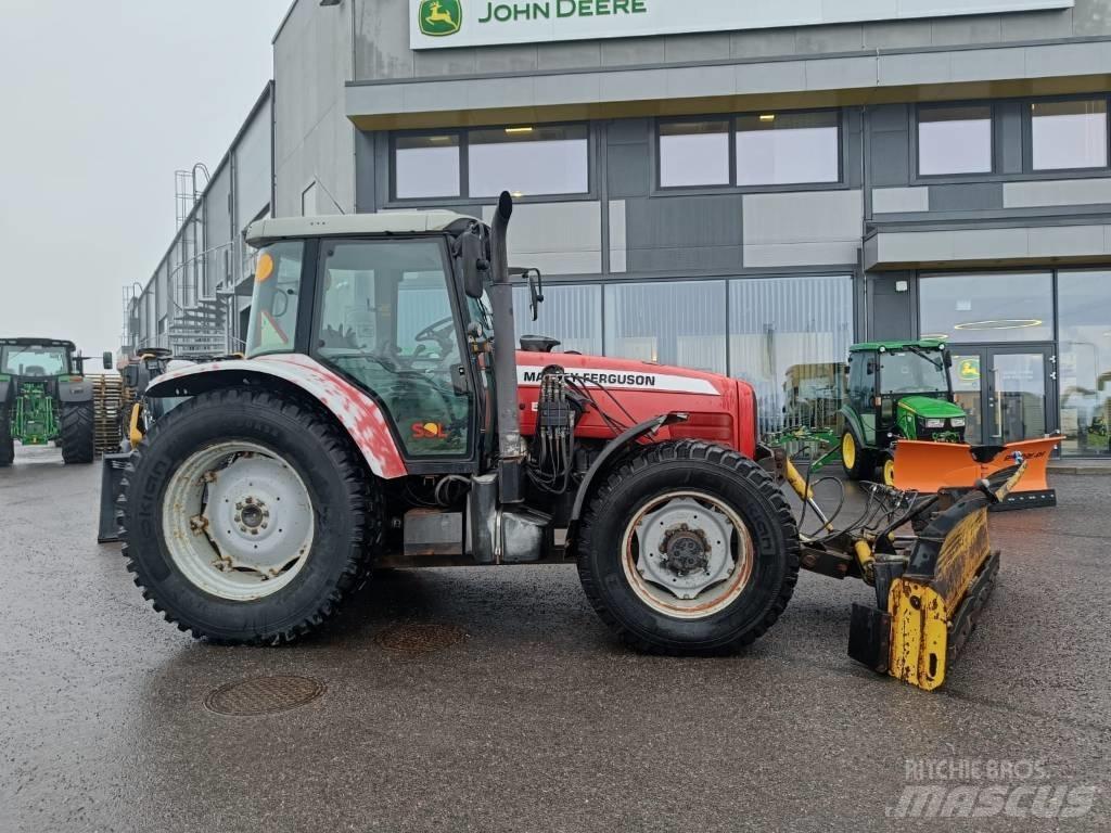 Massey Ferguson 5465 Tractoare