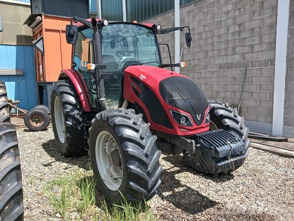 Valtra A 114 Tractoare