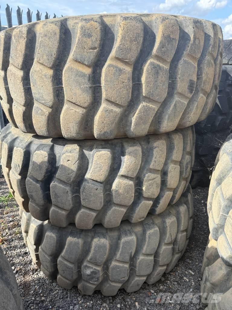 Bridgestone 23.5R25 Anvelope, roti si jante