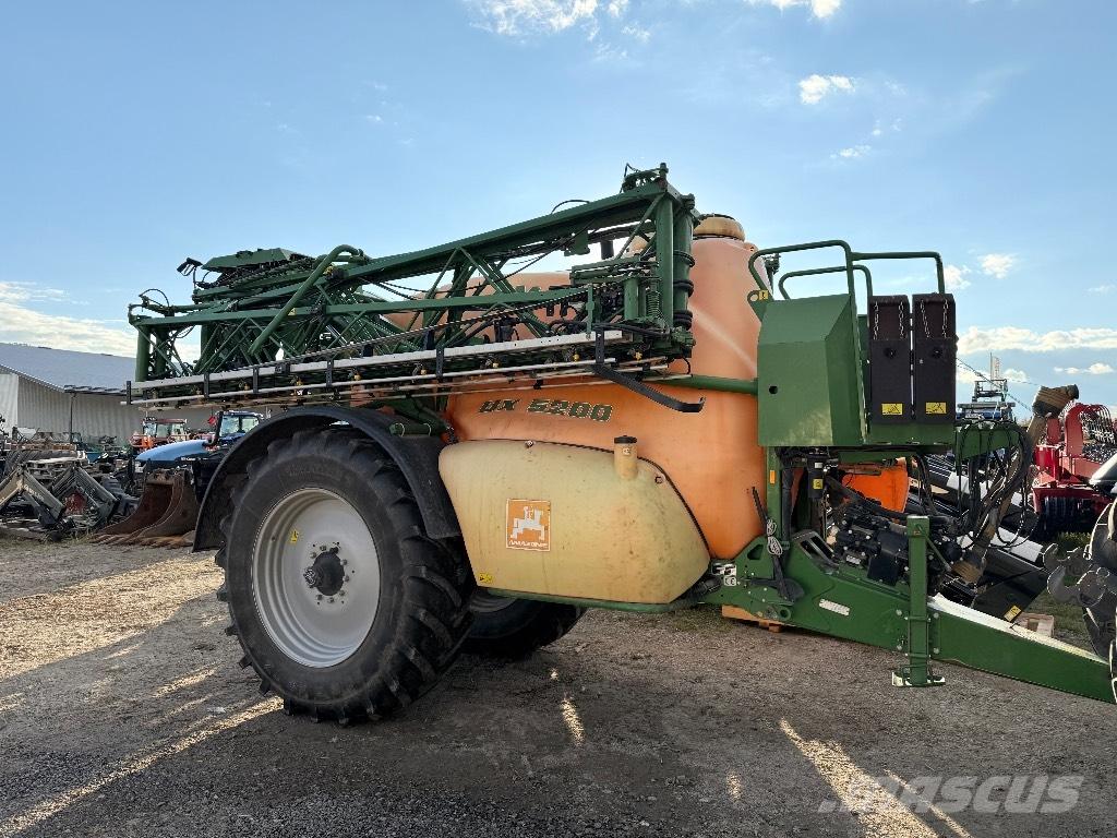 Amazone UX 5200 36m Tractoare agricole sprayers