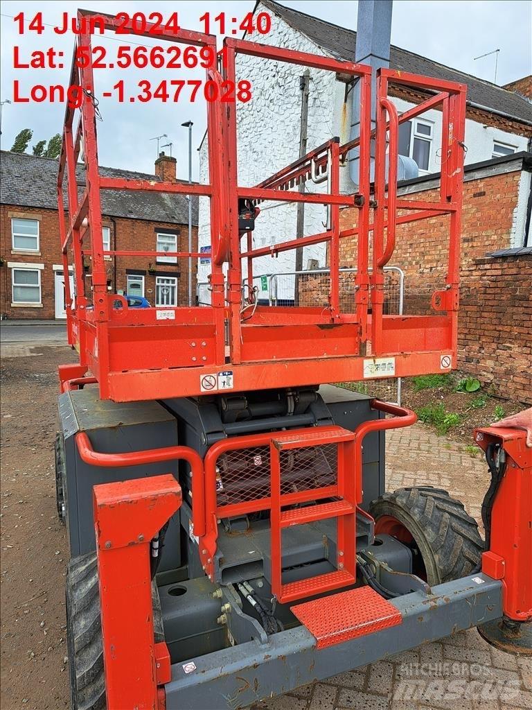 SkyJack SJ 6832 RT Platforme foarfeca