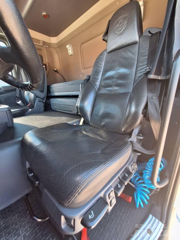 Scania G490 LB8x4*4 Camioane cu macara