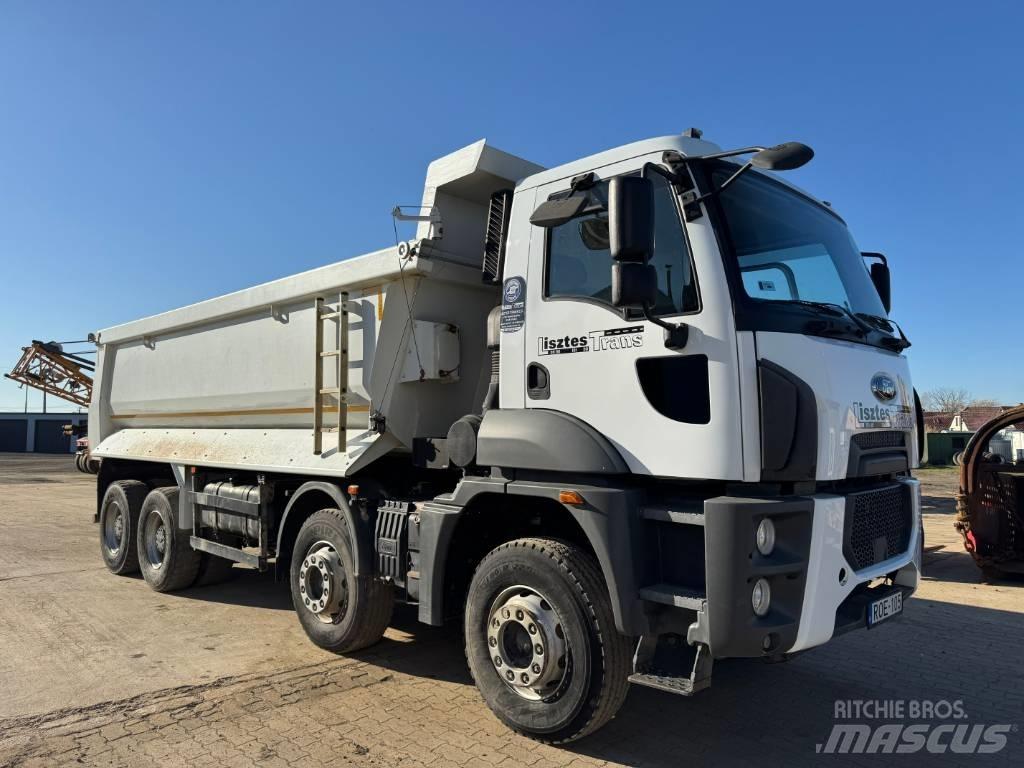Ford Cargo Autobasculanta