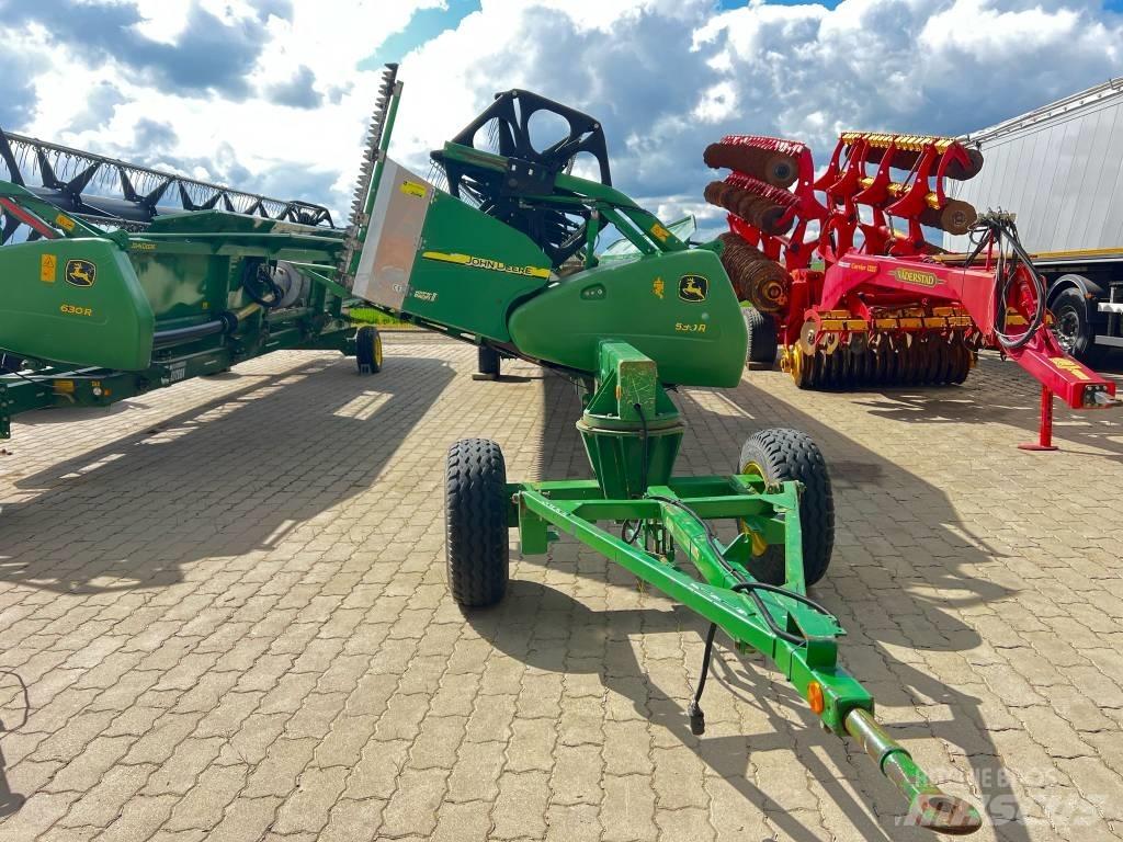 John Deere 630 R Combine capete pentru culegatoare