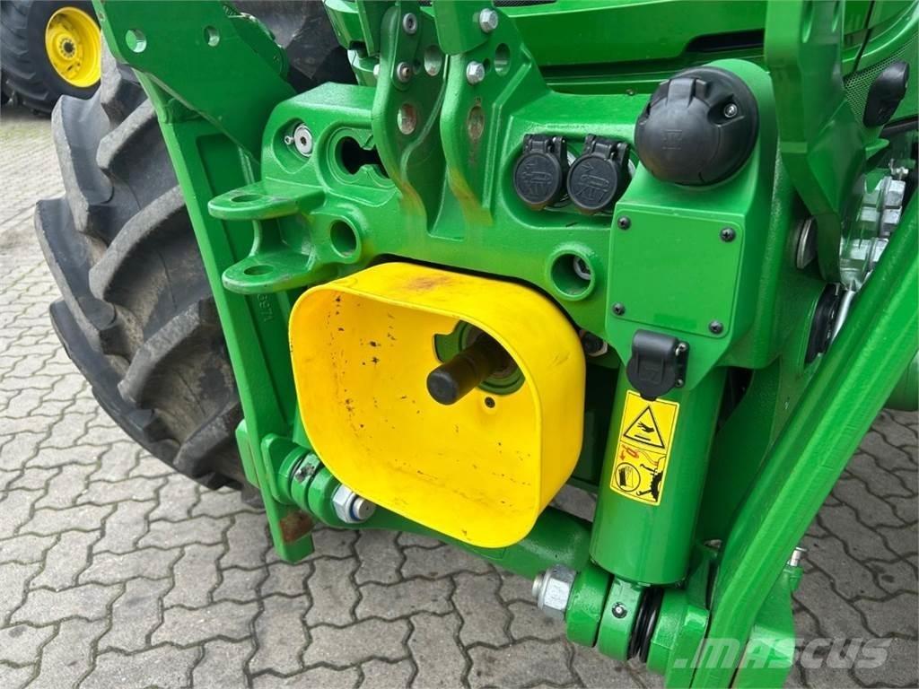 John Deere 6R 155 Tractoare