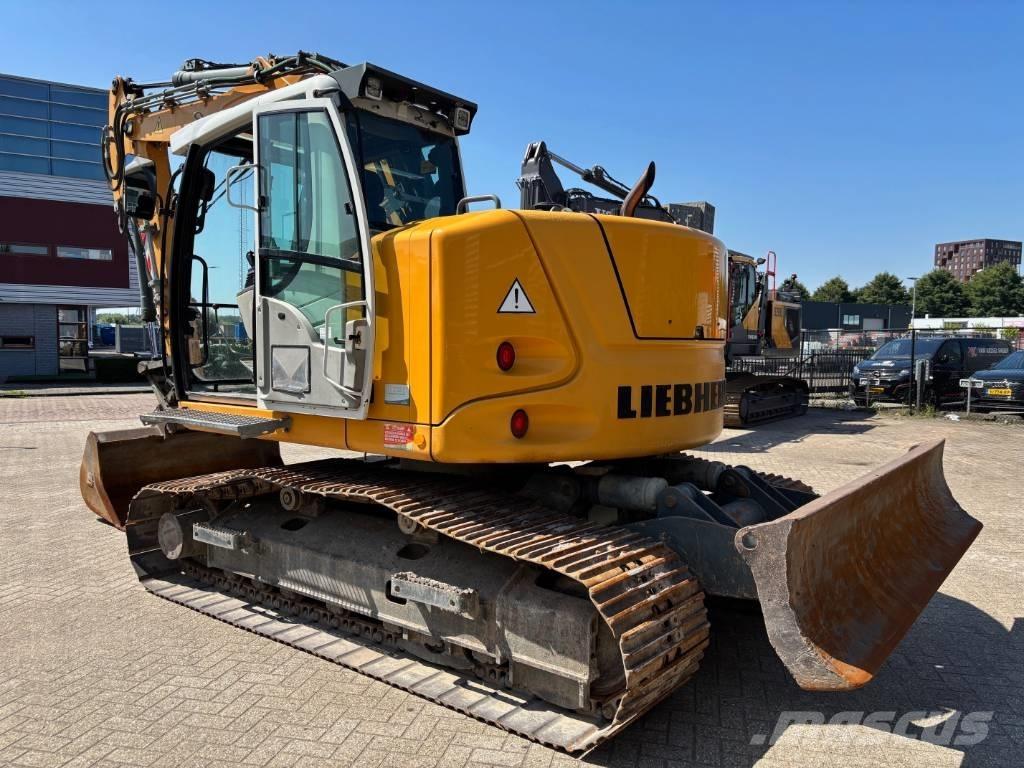 Liebherr R 914 Excavatoare pe șenile
