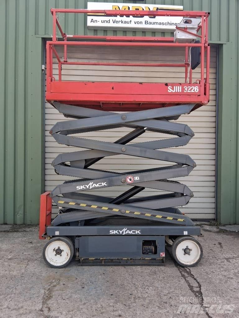 SkyJack SJ III 3226 Platforme foarfeca