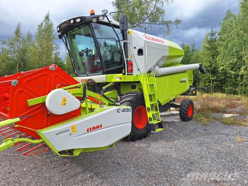 CLAAS Avero 240 Combine de secerat