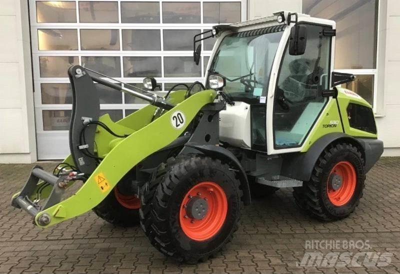 CLAAS TORION 530 Incarcator pe pneuri