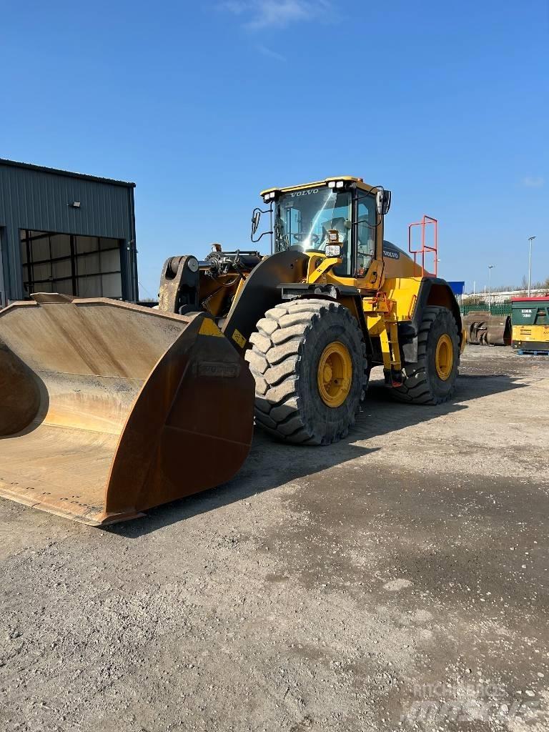 Volvo L 260 H Incarcator pe pneuri