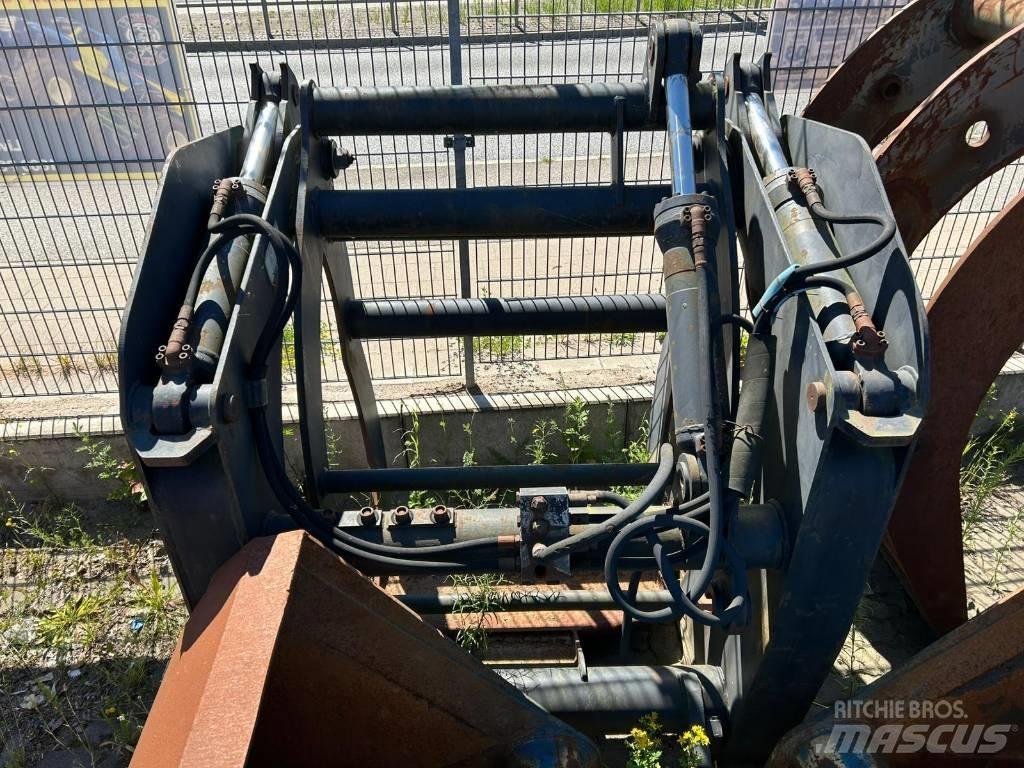 Volvo BM Holzgreifer Paleta de manipulare