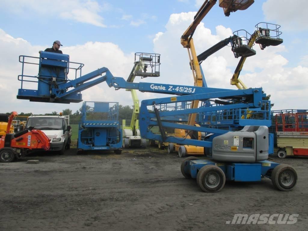 Genie Z 45/25 J DC Nacele cu brat articulat