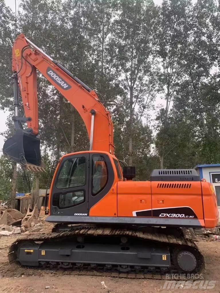 Doosan DX300LC-9C Excavatoare pe șenile
