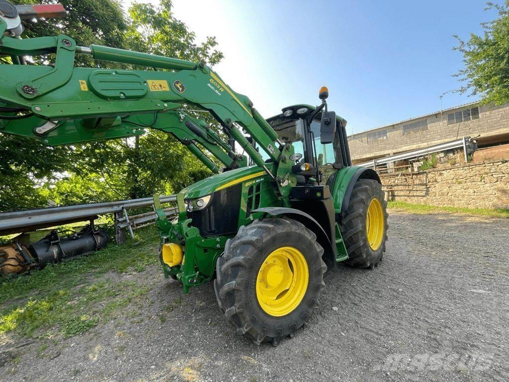 John Deere 6120 M Tractoare