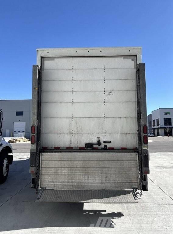 Freightliner M2 Autocamioane