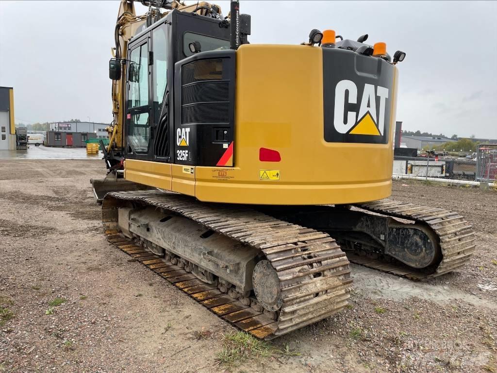 CAT 325F Excavatoare pe șenile

