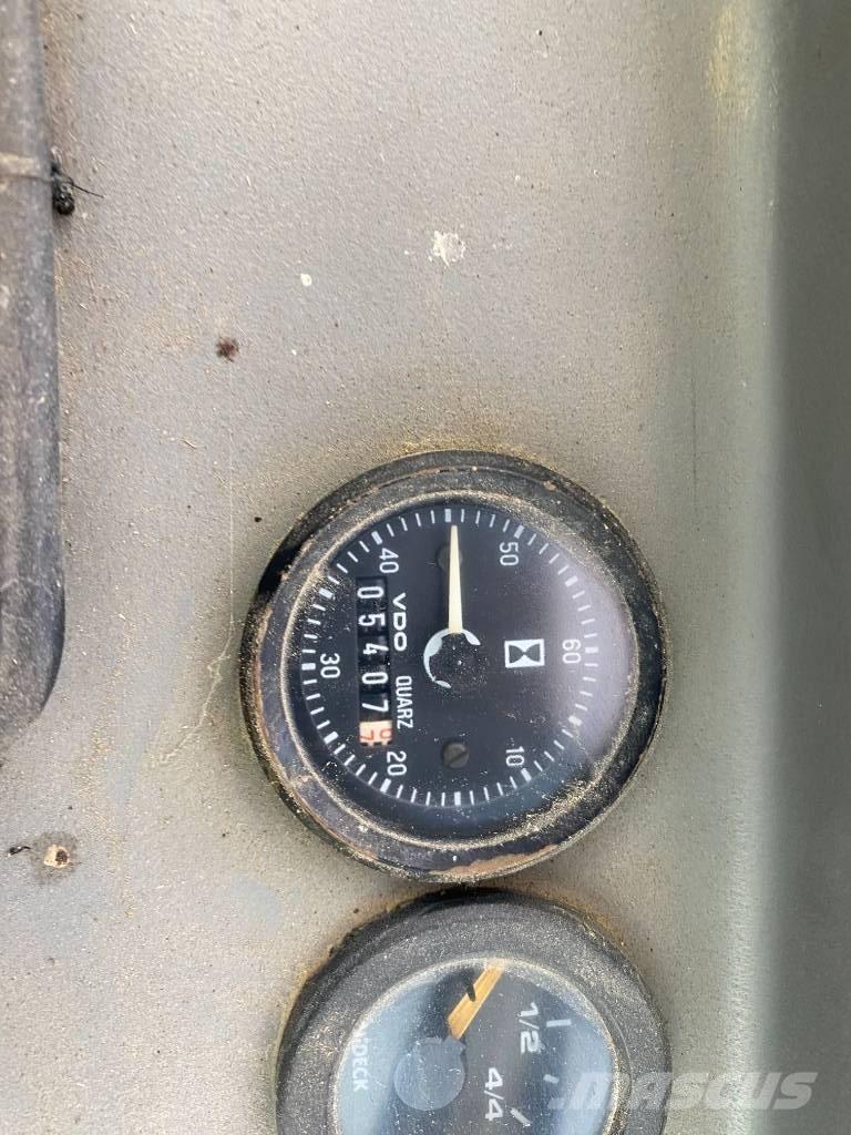 Schaeff SKL 823 Incarcator pe pneuri