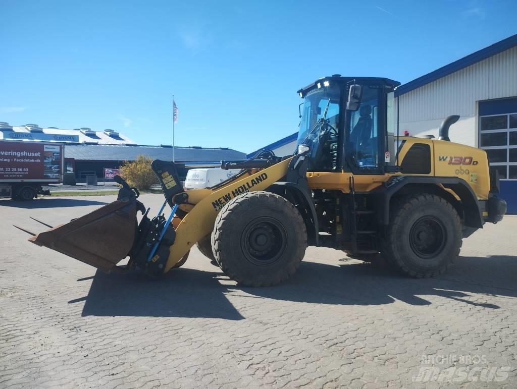 New Holland W130D LR Incarcator pe pneuri