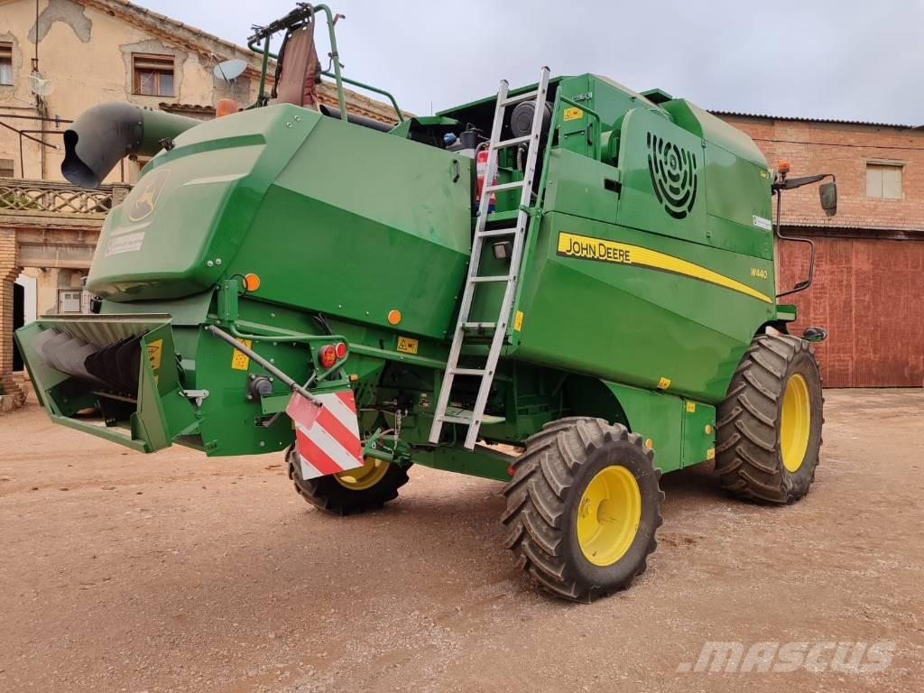 John Deere W 440 Combine de secerat