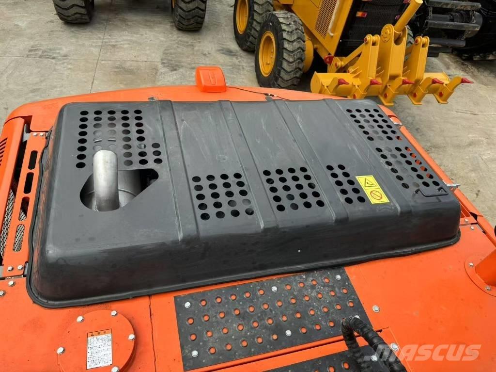 Hitachi ZX 200-3 G Excavatoare pe șenile
