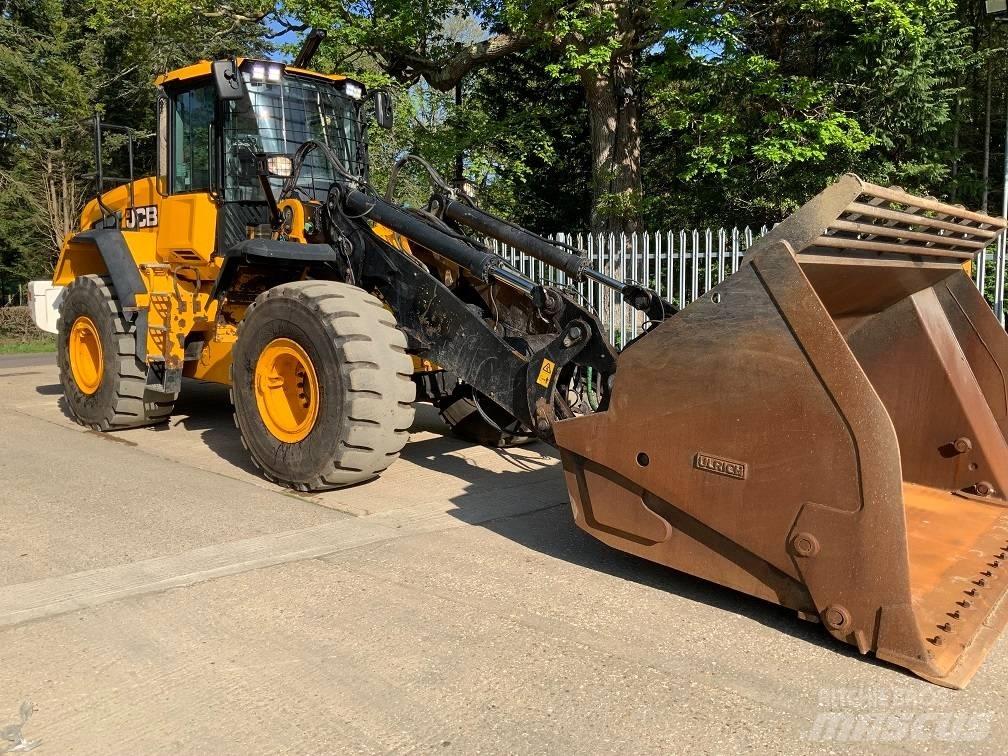 JCB 457 HT Incarcator pe pneuri
