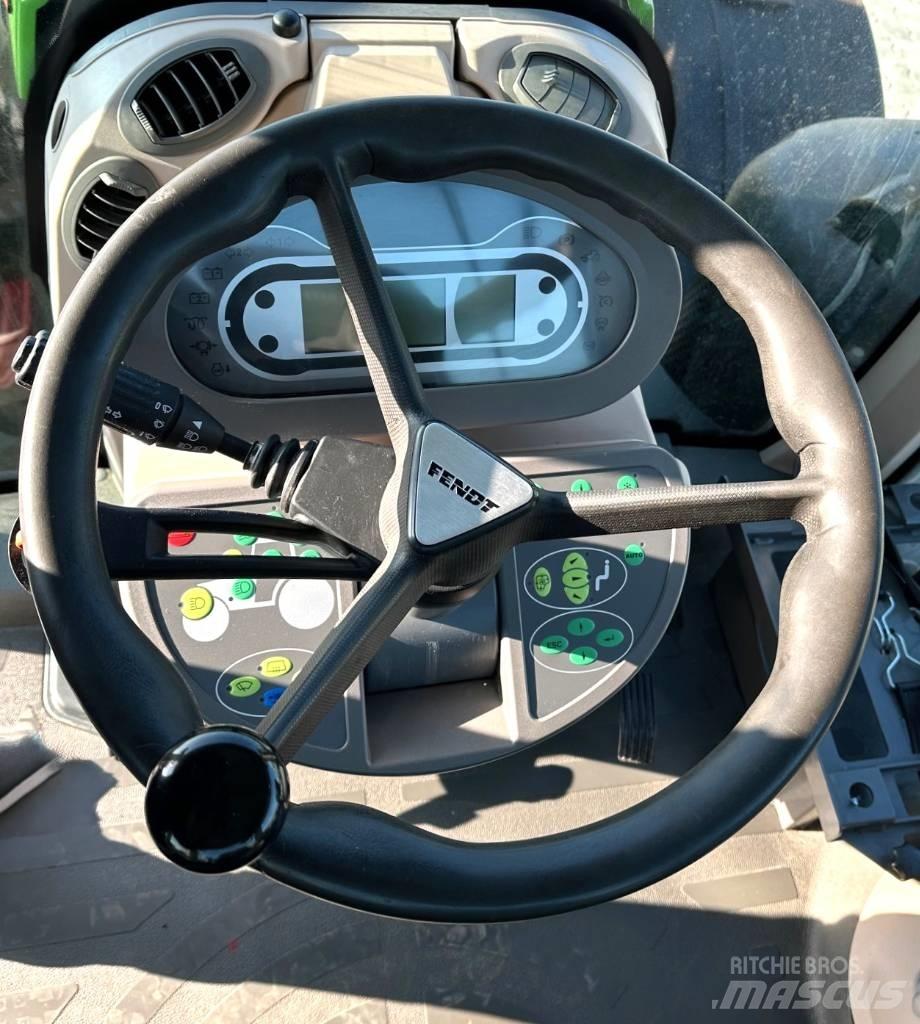 Fendt 828 Profi Plus Tractoare