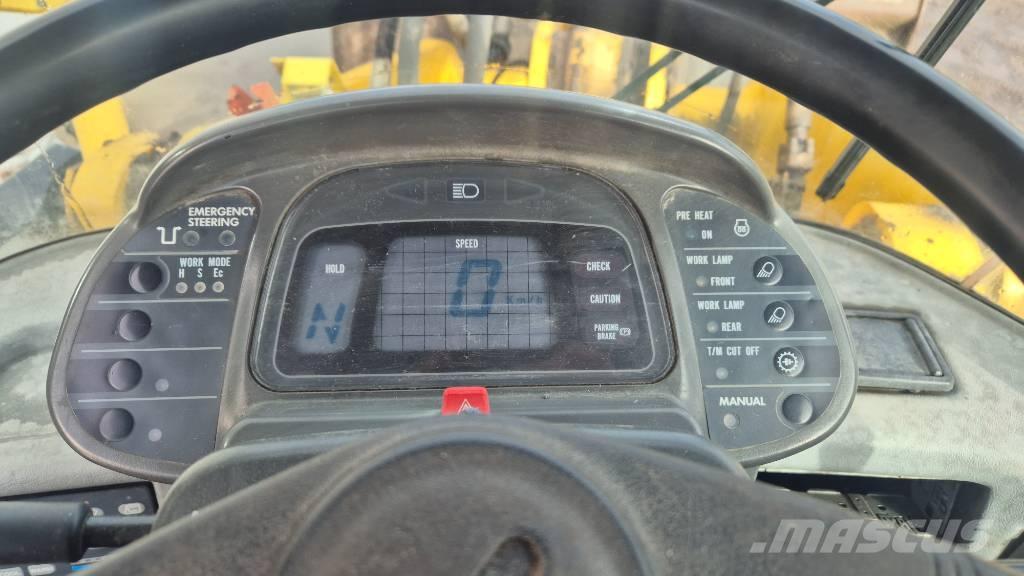 Komatsu WA 380-3H Incarcator pe pneuri