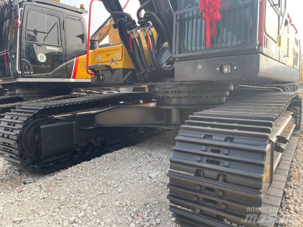 Volvo 360 Excavatoare pe șenile
