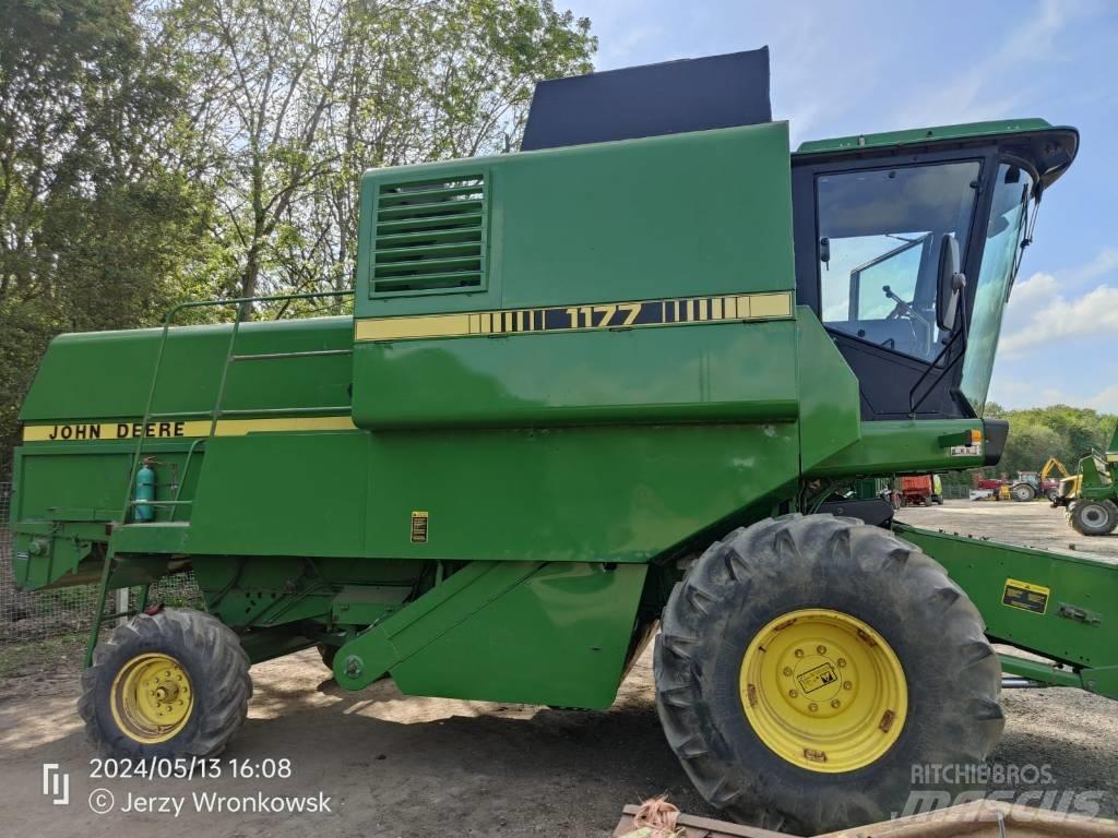 John Deere 1177 Combine de secerat