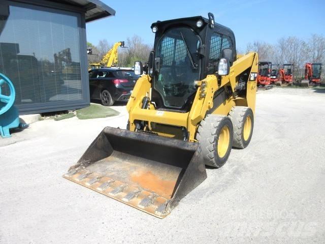 CAT 226 D Mini incarcator
