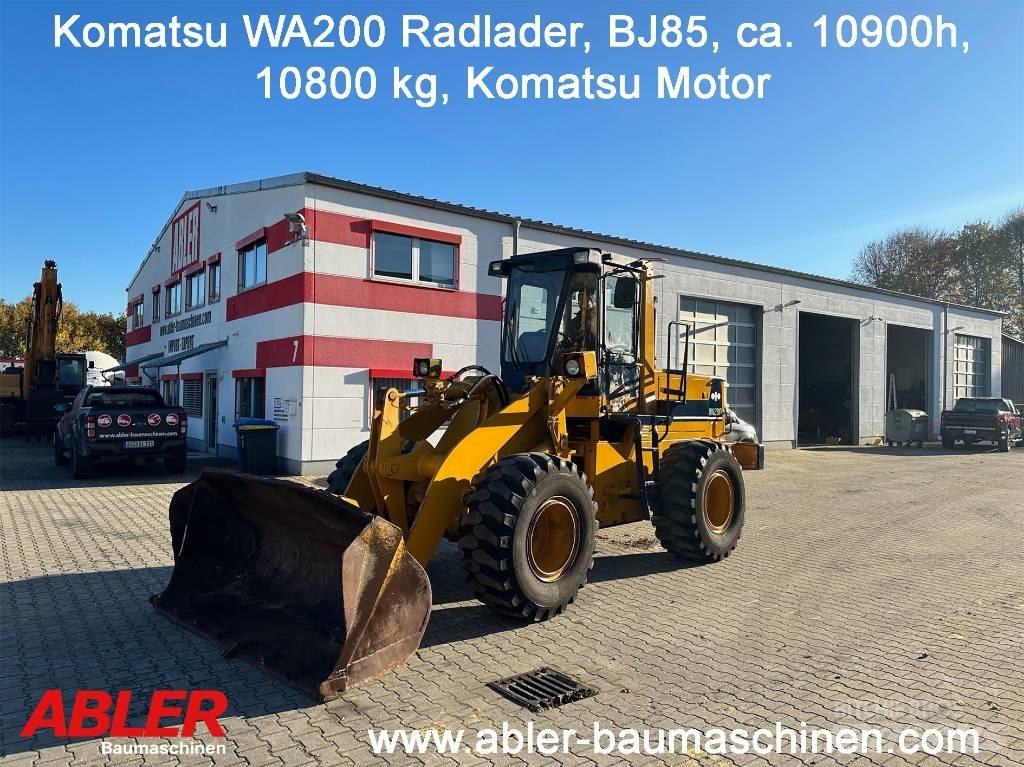 Komatsu WA200 Incarcator pe pneuri