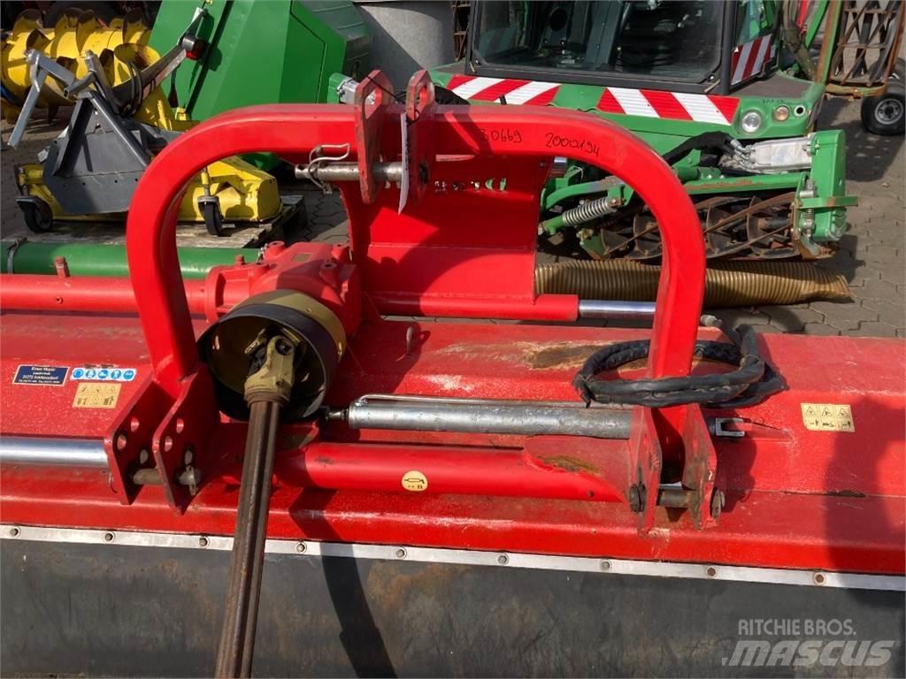 Dragone U 280 Utilaje întreţinere terenuri - Altele