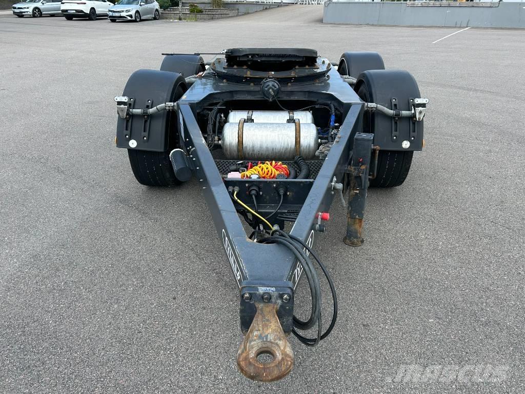 Tyllis Dolly, EGD34J Carucioare