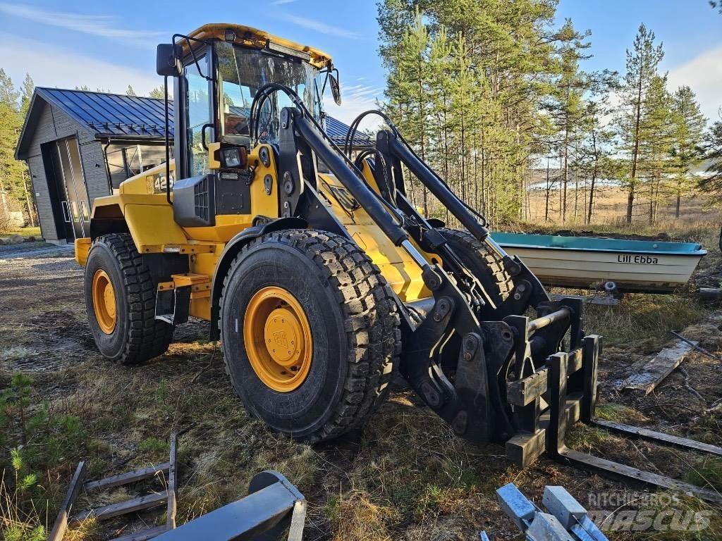 JCB 426 HT Incarcator pe pneuri