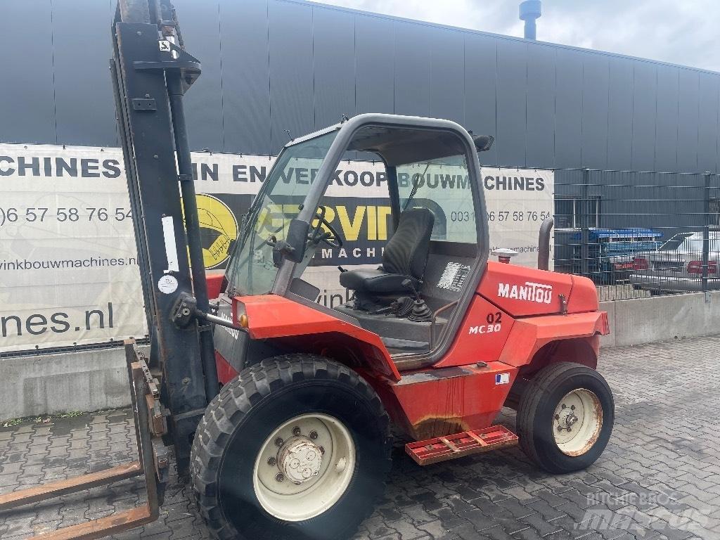 Manitou MC 30 Masini de teren dificil