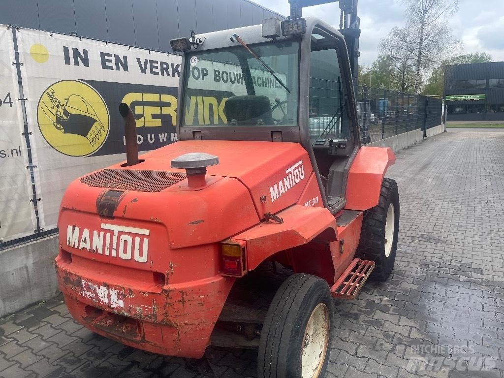 Manitou MC 30 Masini de teren dificil