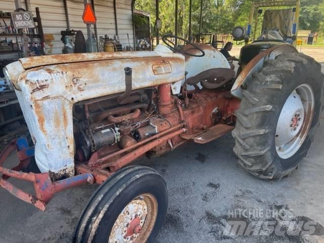 Ford 800 Tractoare