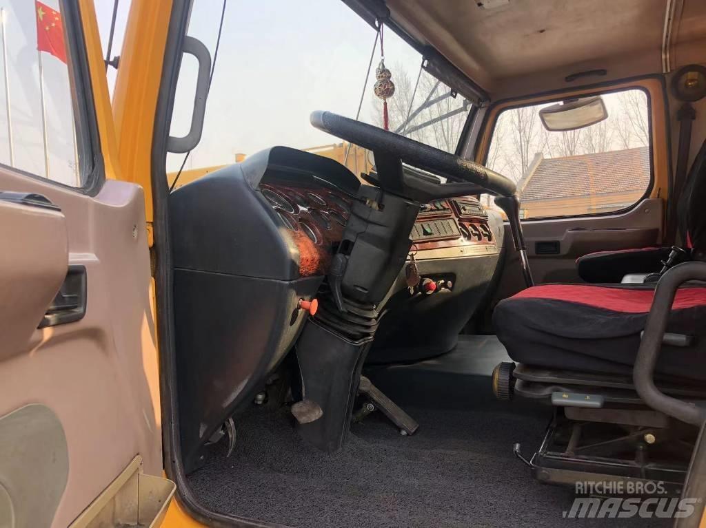 XCMG XCA 180 L Macara pentru orice teren