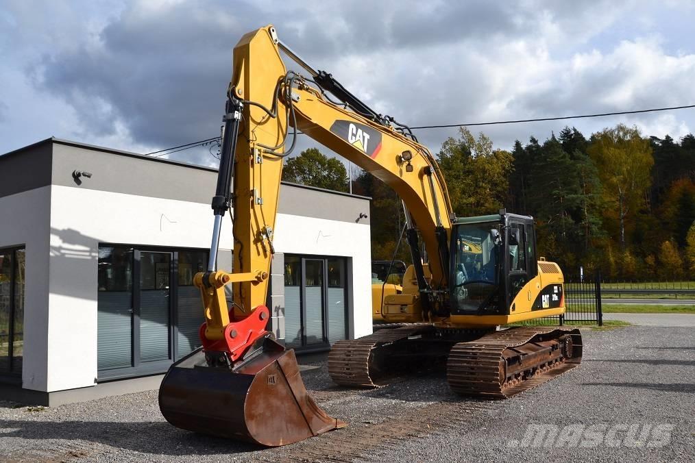 CAT 319 D L Excavatoare pe șenile
