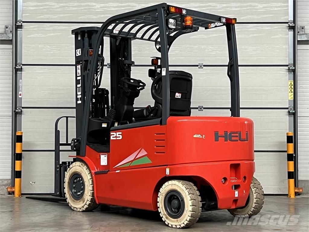 Heli CPD25 GD2 / NEU Stivuitor electric