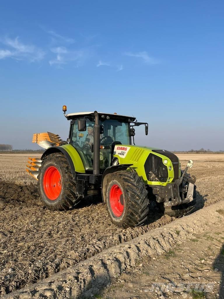 CLAAS Arion 630 Tractoare